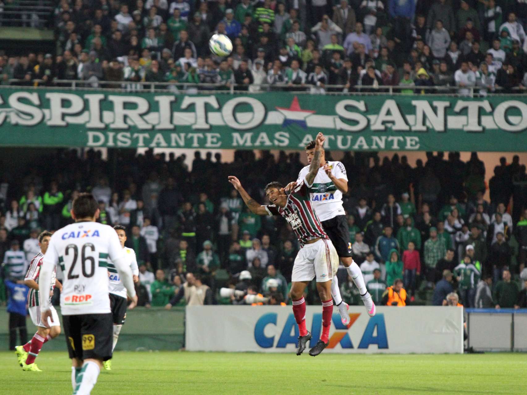 Coxa empata com o Flu