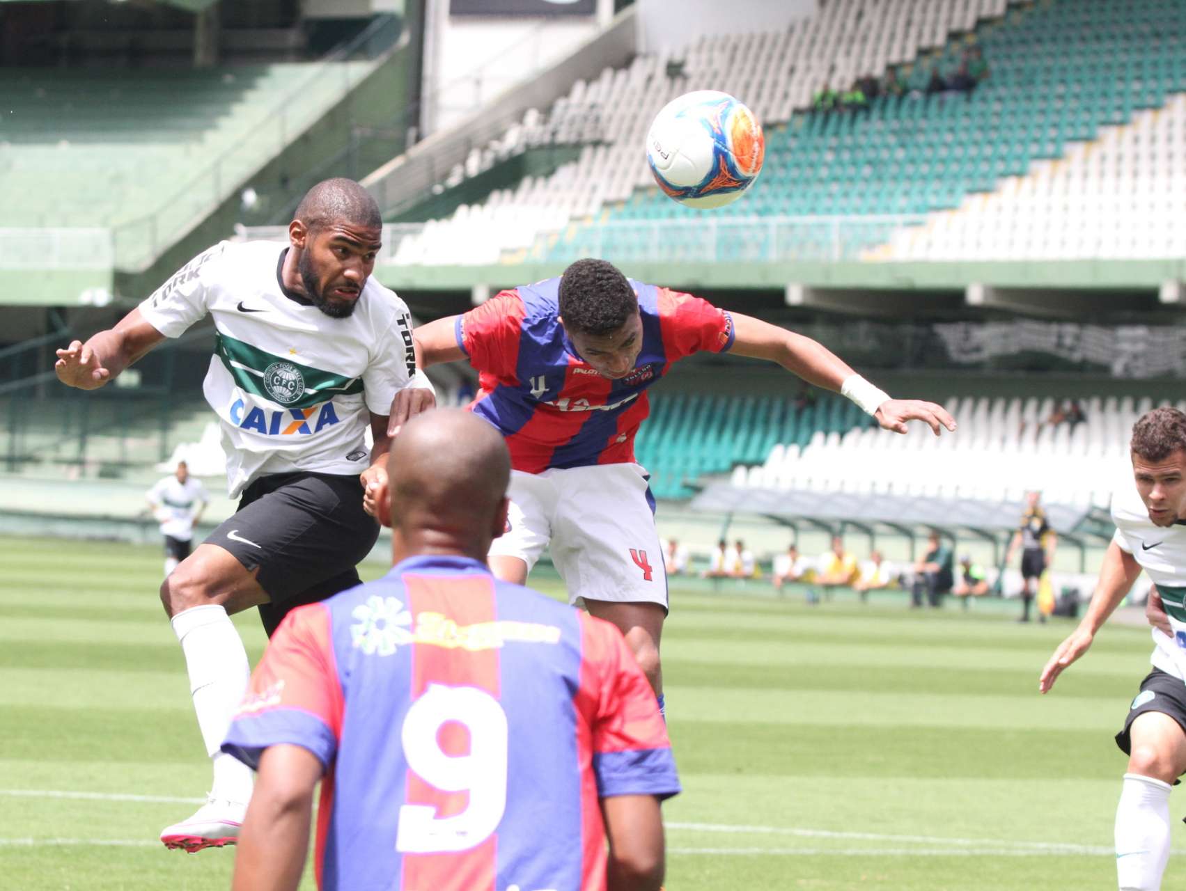 Coxa trope�a na Ta�a FPF