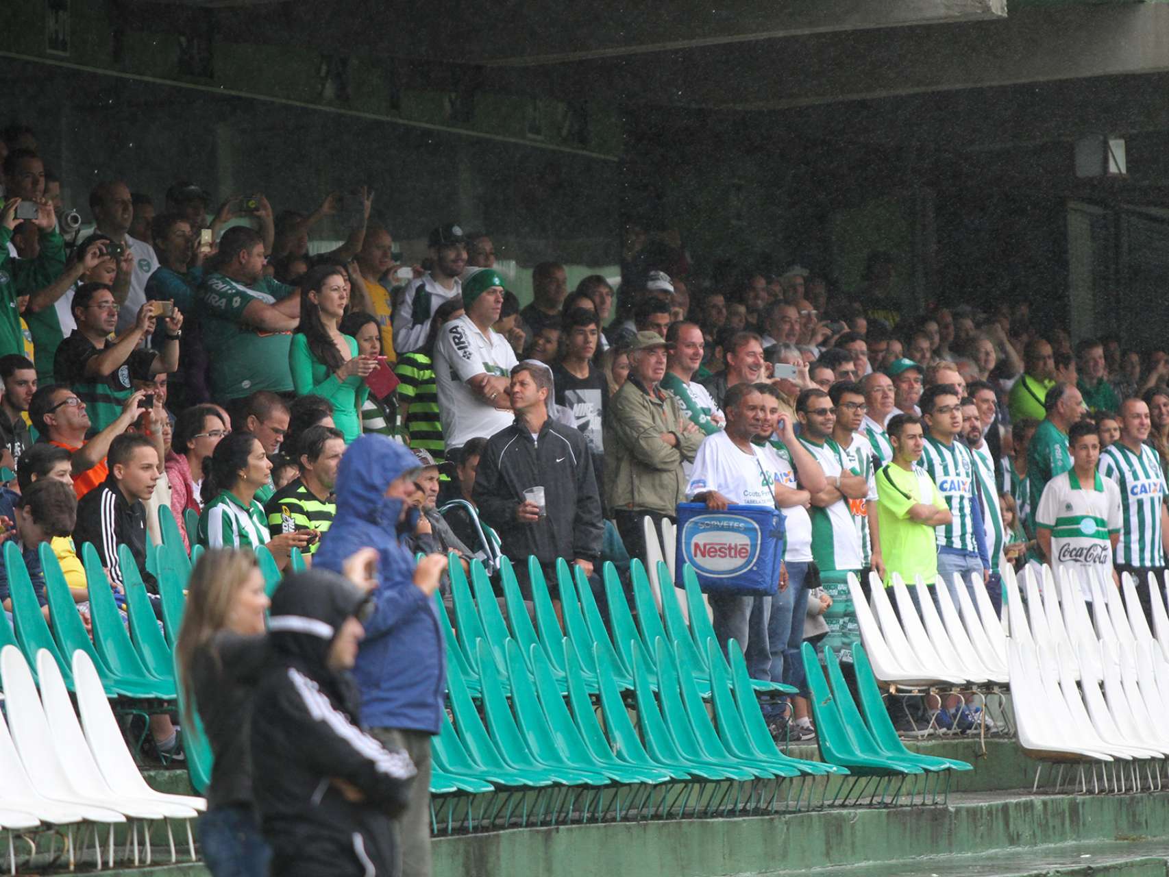 Campe�es agradecem torcida