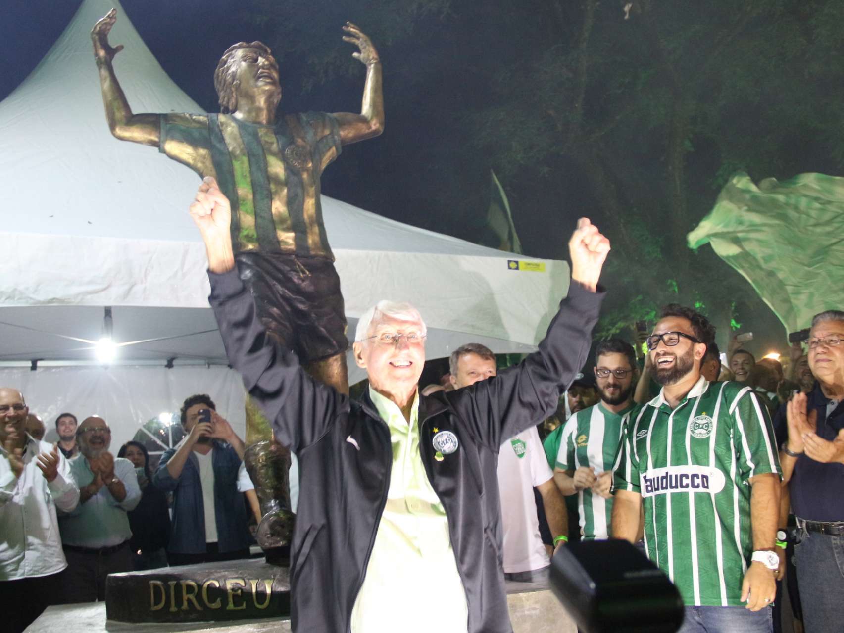 Fotos de um momento hist�rico