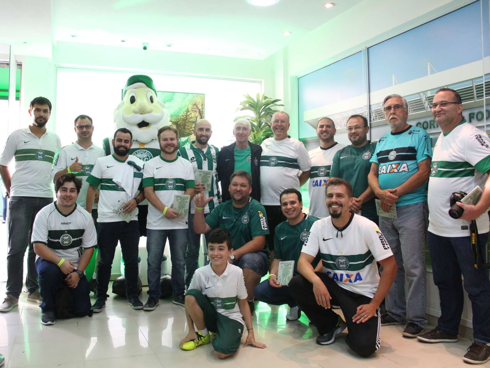 Exclusividade de s�cio