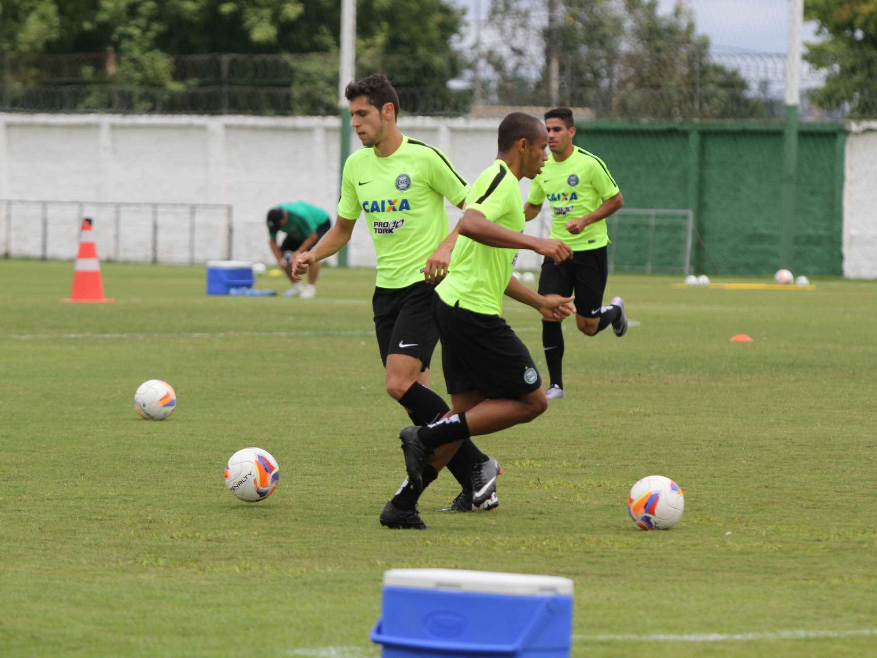 Fotos da reapresenta��o