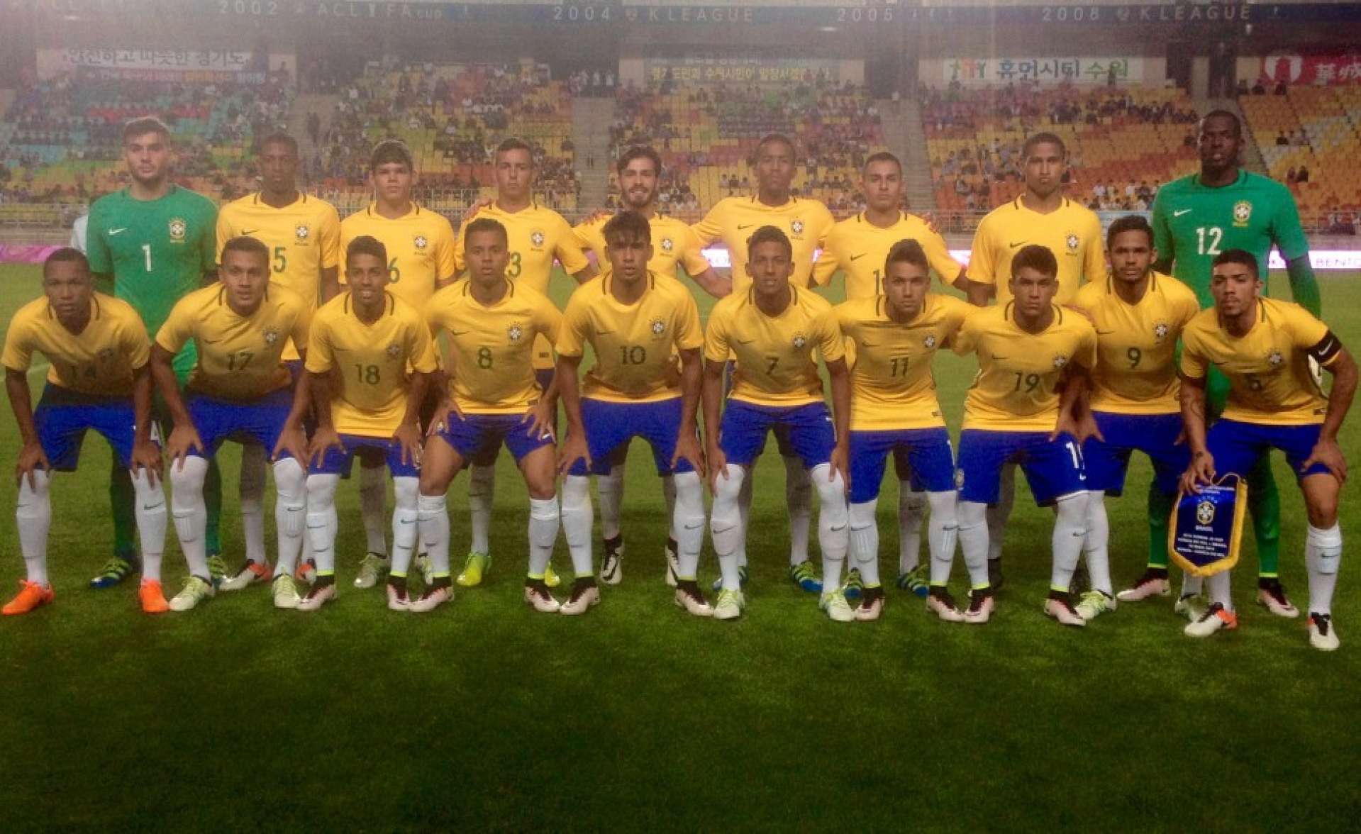 Evandro marca pela Sele��o