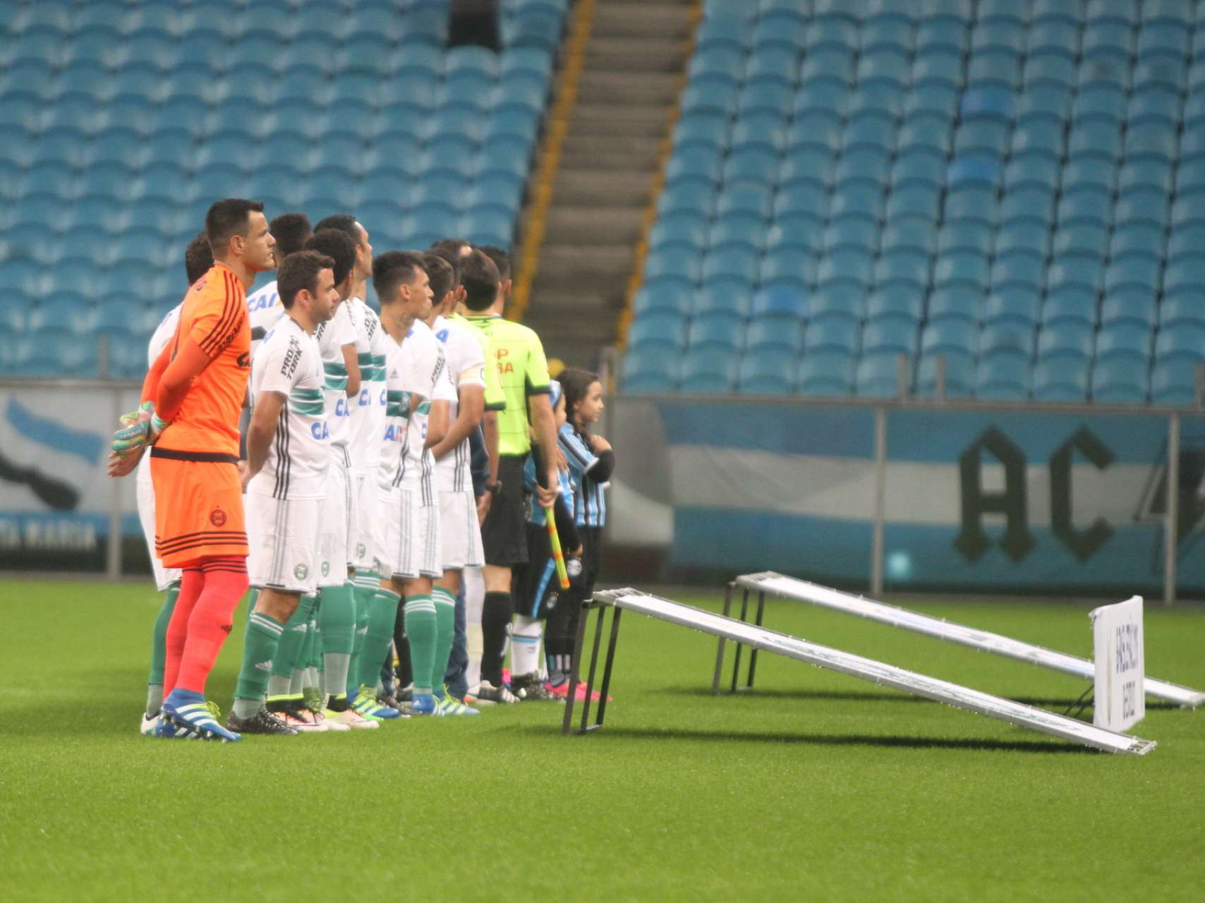 D� notas aos atletas
