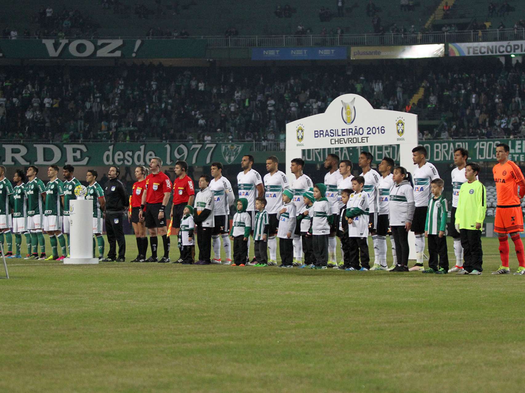 D� notas aos atletas