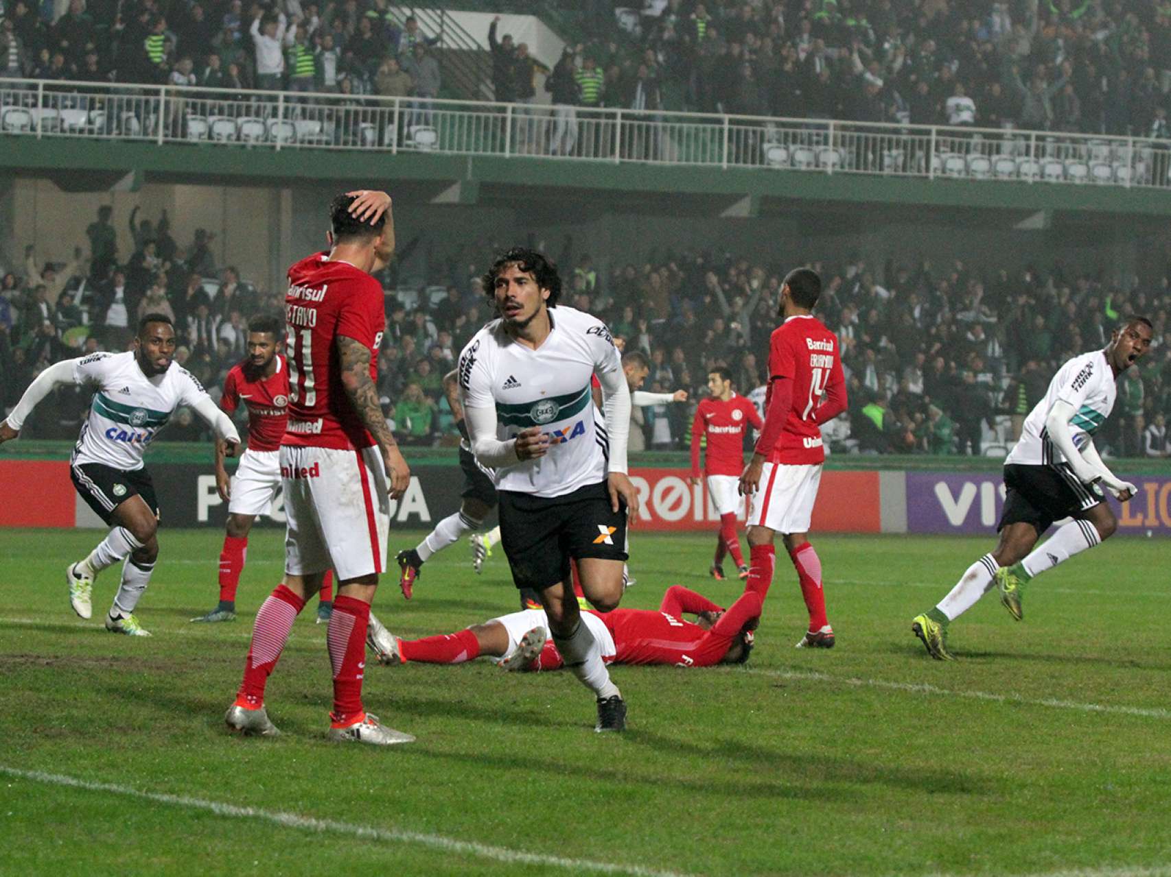 Estreante com gol